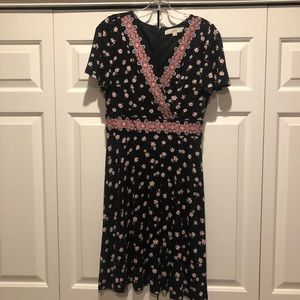 Loft floral w/paisley trim dress, S
